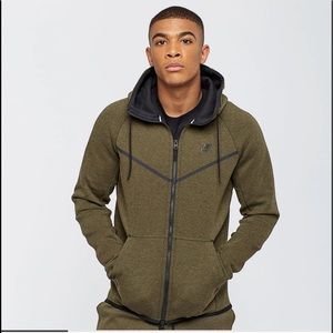 Nike Tech Fleece Windrunner Hoodie Olive 805144